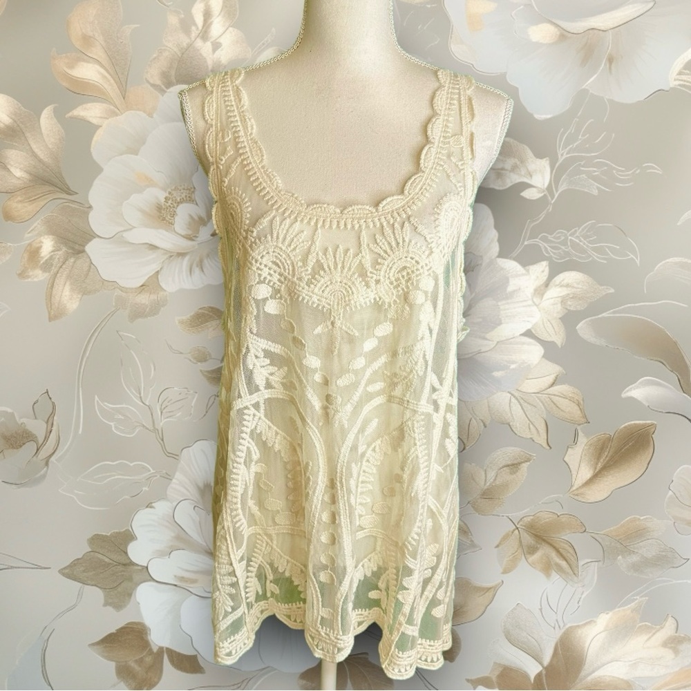 Capri Ivory Mesh Floral Lace Crochet Boho Scalloped Trim Tank Top Size Medium